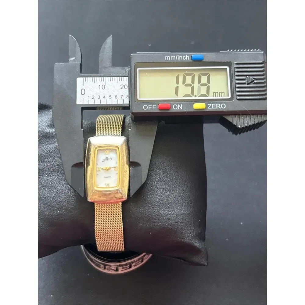 Alto Gold Tone Stretch Band Women’s Quartz Watch